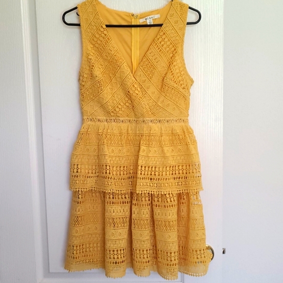 miami Dresses & Skirts - EUC Crochet  Multi tiered Bohemian style dress